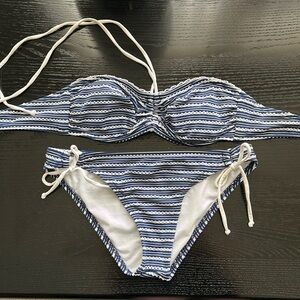 Splendid two-piece bikini swimsuit, XS